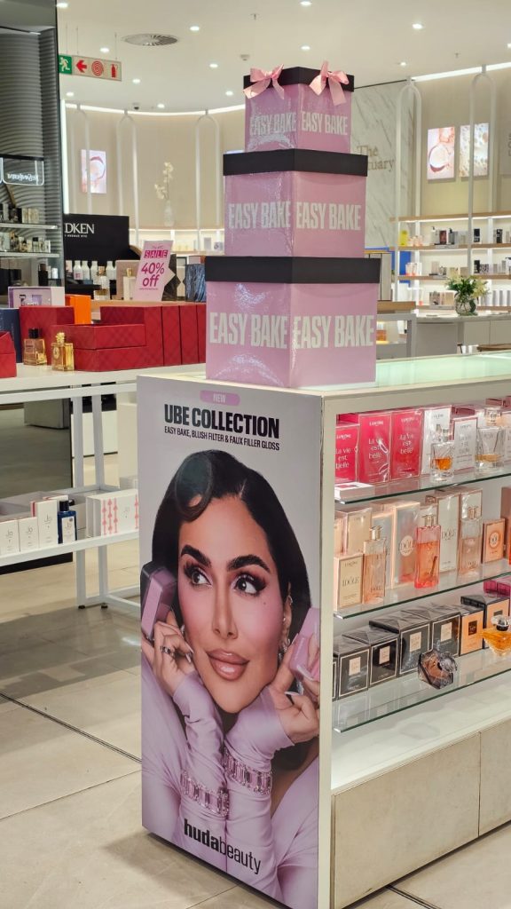 ARC Retail Displays by Jawbone