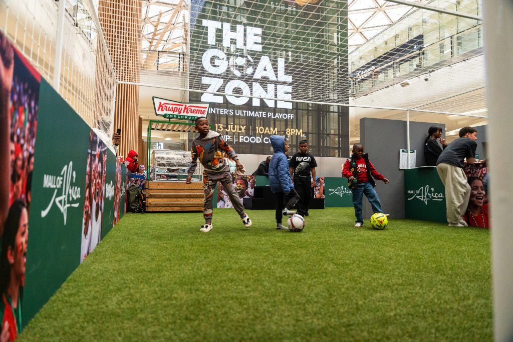 Mall of Africa Winter Holiday Activation by Jawbone